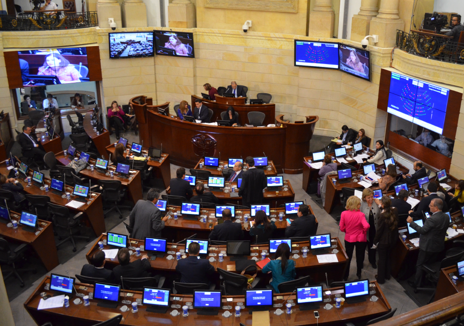 Ataques del Fiscal General de la Nación violan mis derechos y garantías fundamentales