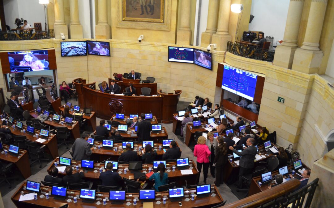 Aprobado en plenaria de Senado proyecto de transparencia legislativa