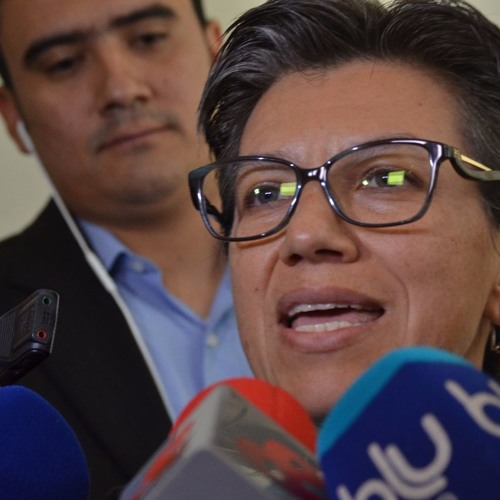 Senadora Claudia López denunció a Álvaro Uribe Vélez por injuria y calumnia