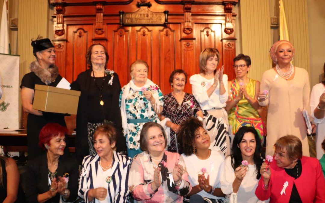 Mujeres celebraron los 60 años de ejercer su derecho al voto