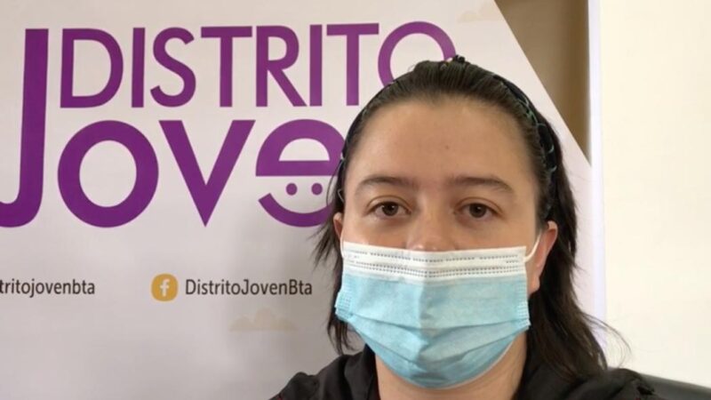 marcela joven beneficiaria de la estrategia reto. foto. alcaldia