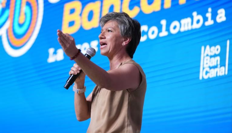 Claudia López propuso eliminar los delitos políticos para hacerle frente al crimen organizado: “No hay justificación”