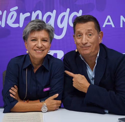 Nos falta estar mejor representadas, nada en el poder está hecho para recibir mujeres: Claudia López