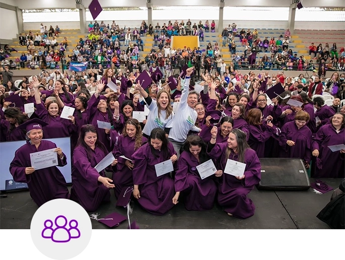 Propuesta Sistema Nacional de Cuidado candidata a la presidencia Claudia López: Sistema Nacional de Cuidado adecuando escuelas, salones y centros comunitarios. Imparables con Claudia.