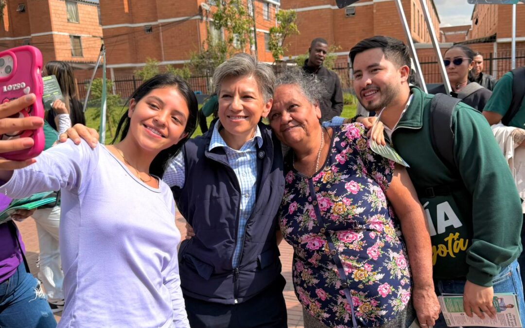 ¡Claudia López estuvo en un recorrido por Bosa con Joseph Plaza!