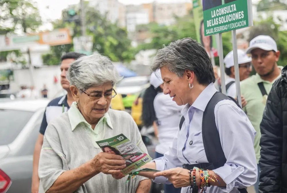 Claudia López: El tercer carril de la vía Bogotá – Girardot