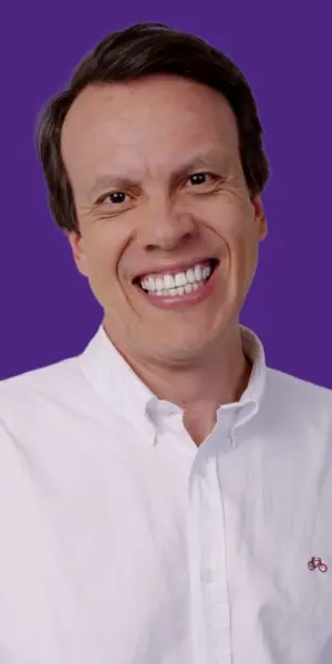 Leonardo Huerta el vice