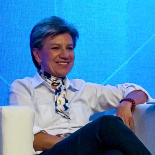 “Vamos a incluir a las droguerías en la entrega de medicamentos del sistema de salud”, Claudia López
